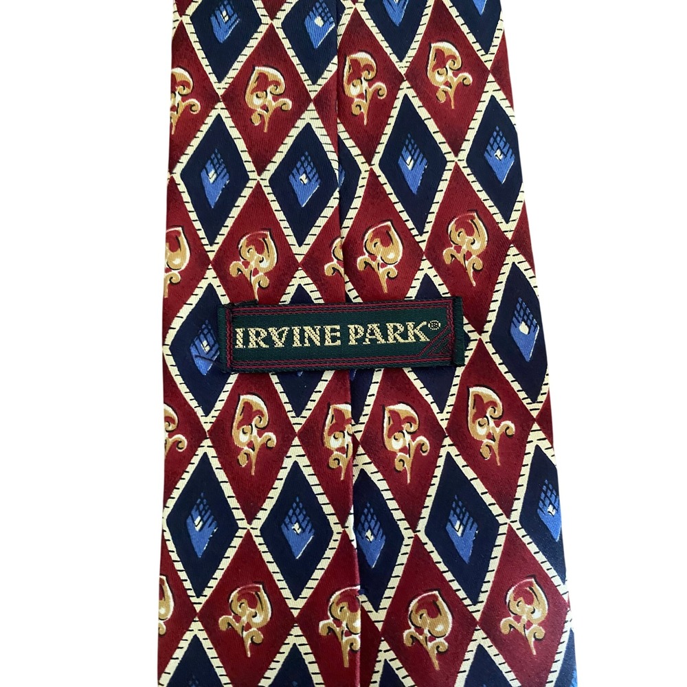 Irvine Park Mens Red Navy Blue Gold‎ Diamond Fleur De Lis 100% Silk Necktie USA